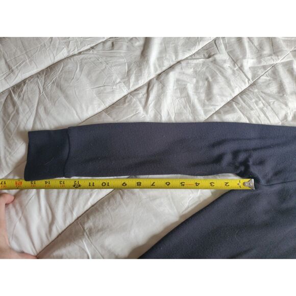 Yogalicious Sweater Sweatshirt Top. Women Small. Black With Criss Criss Bottom - Picture 8 of 8